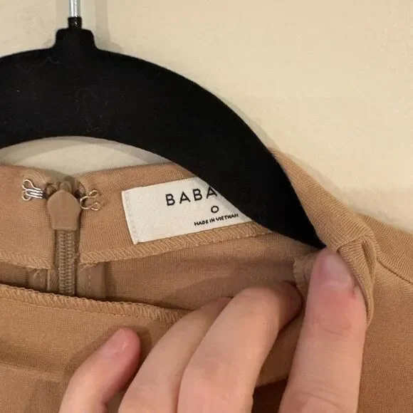 Aritzia Babaton Mock Neck Fitted Sheath Dress Tan 0 - Picture 6 of 6